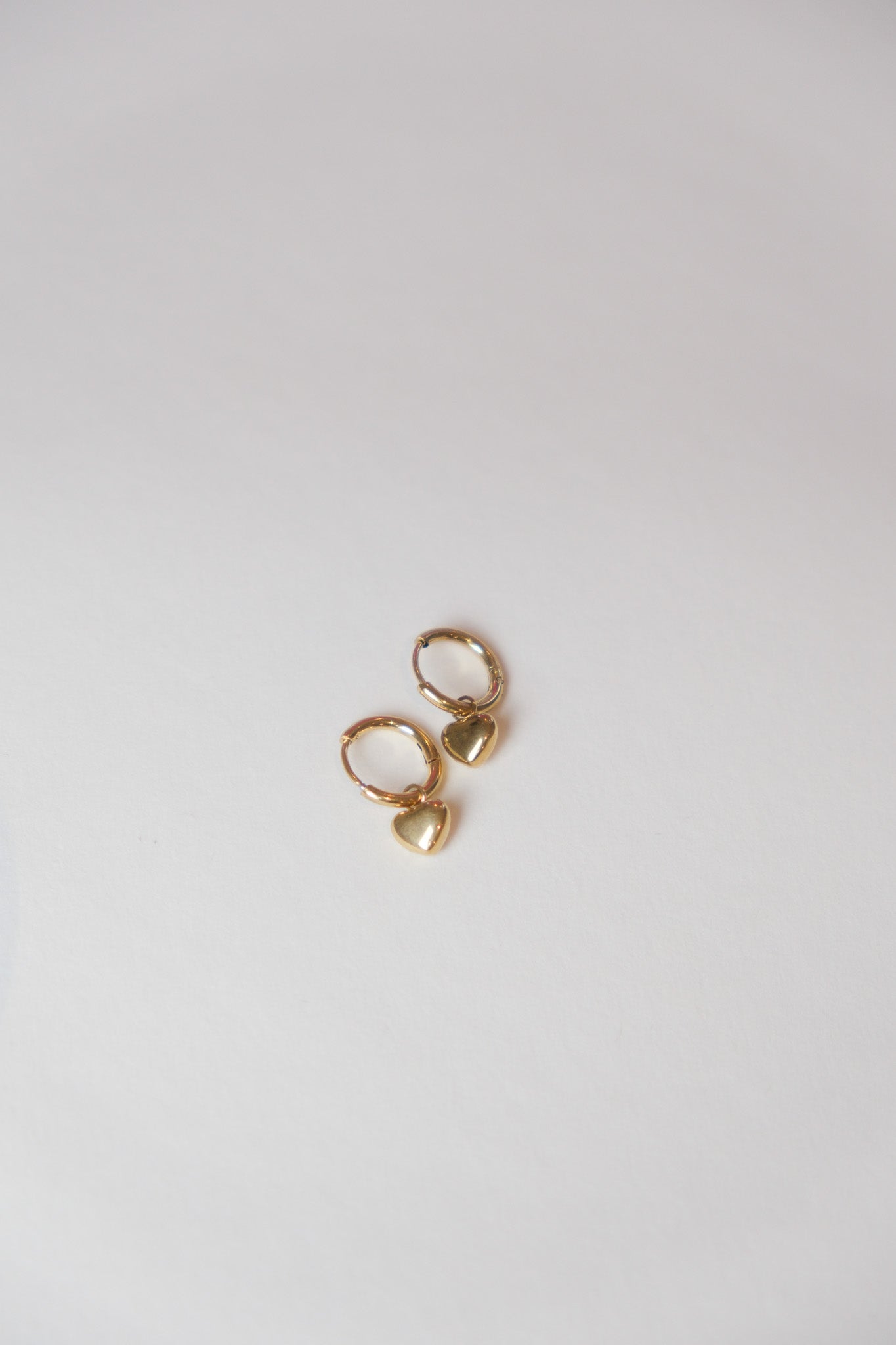 HEART EARRING