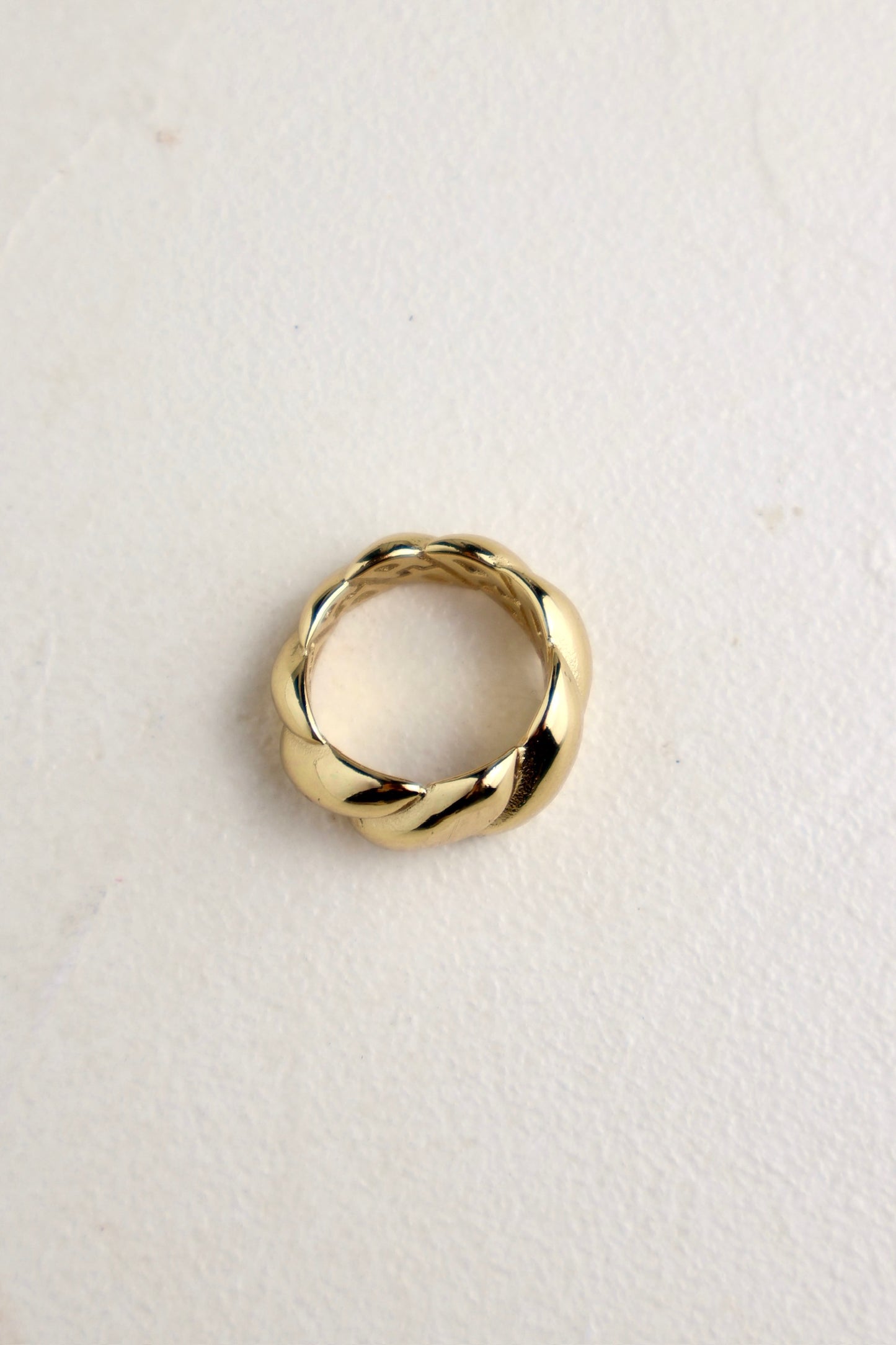 GOLDEN AURA RING