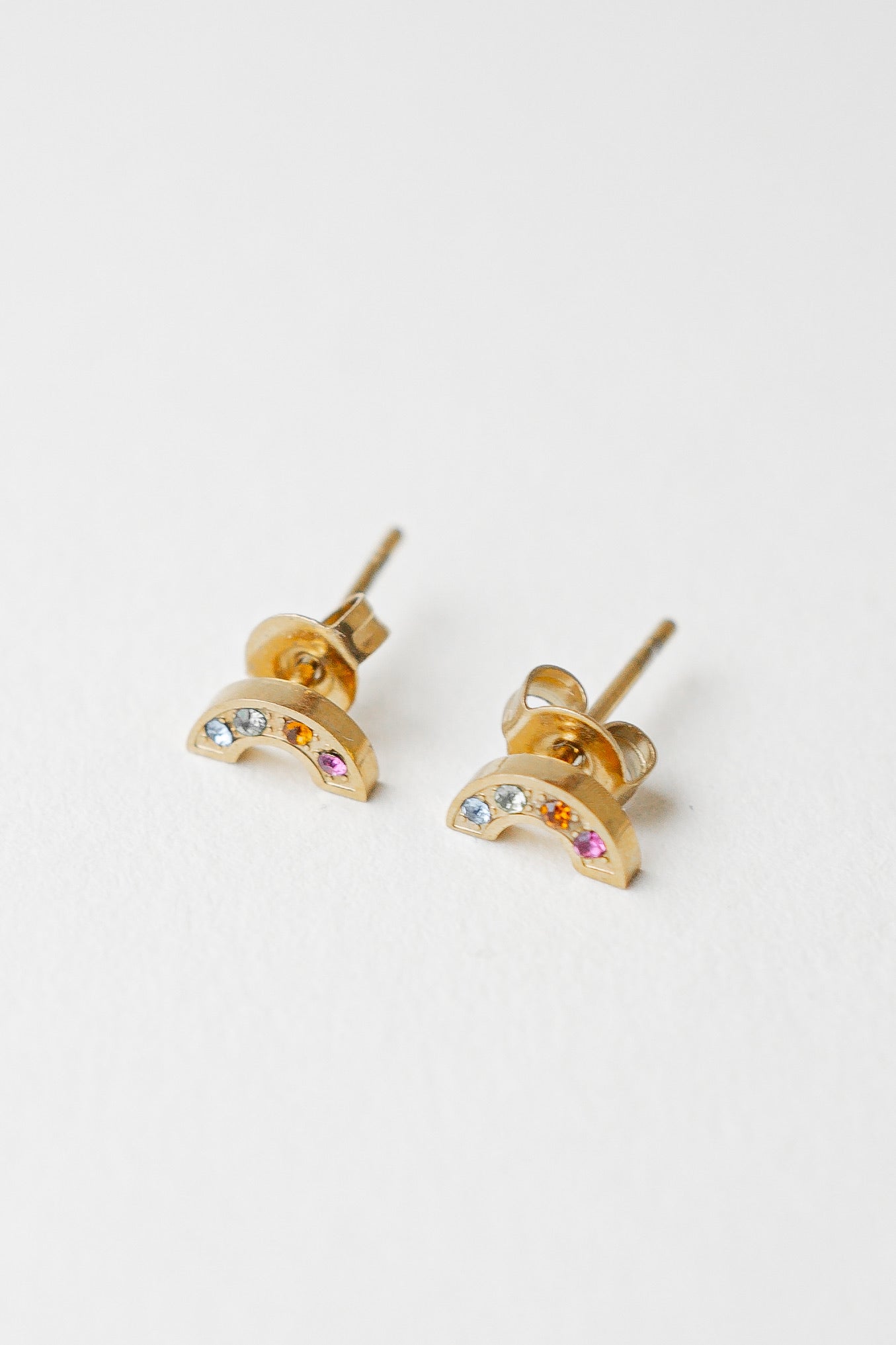 RAINBOW STUDS