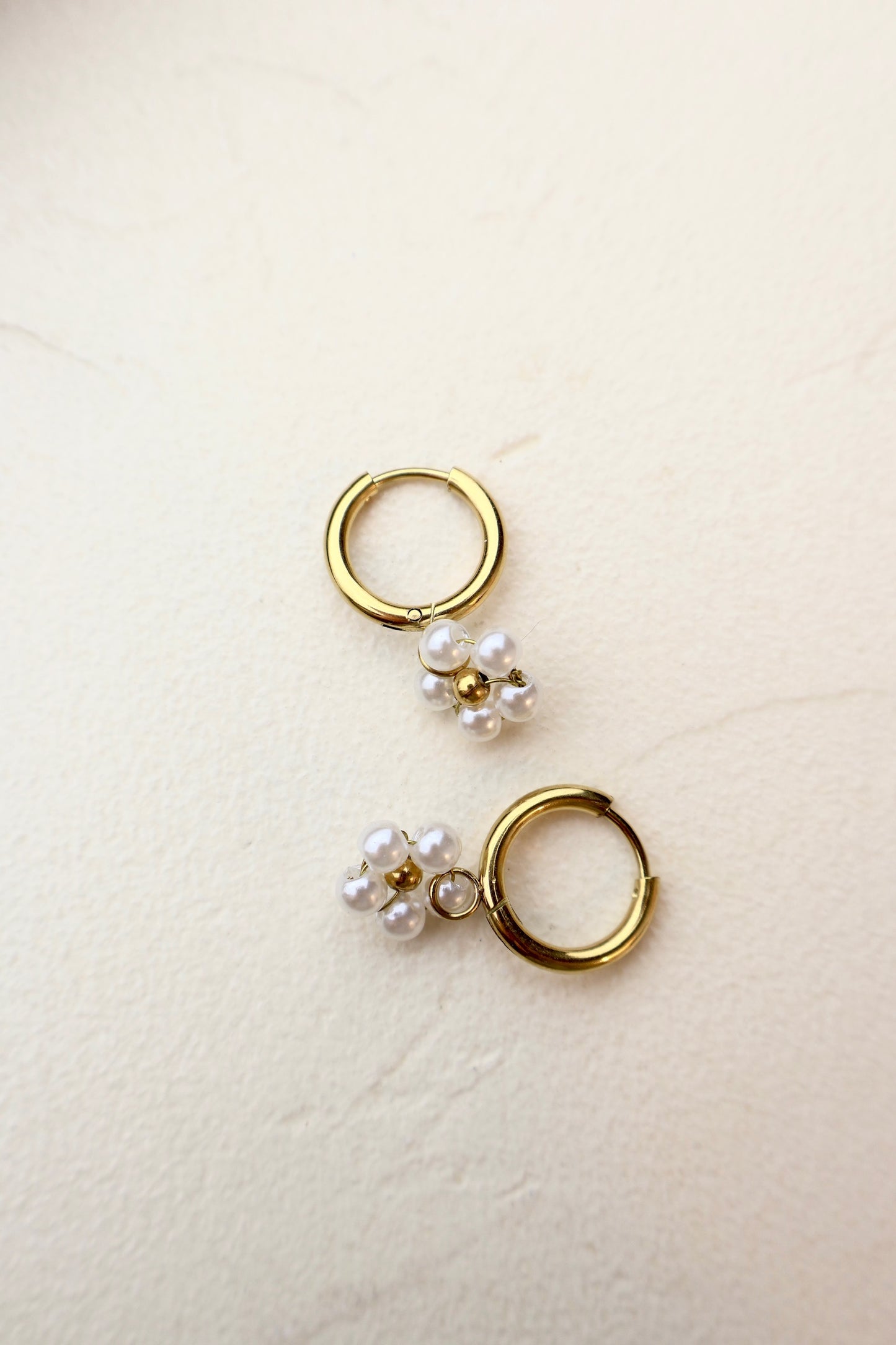 BLOSSOM PEARL HOOPS