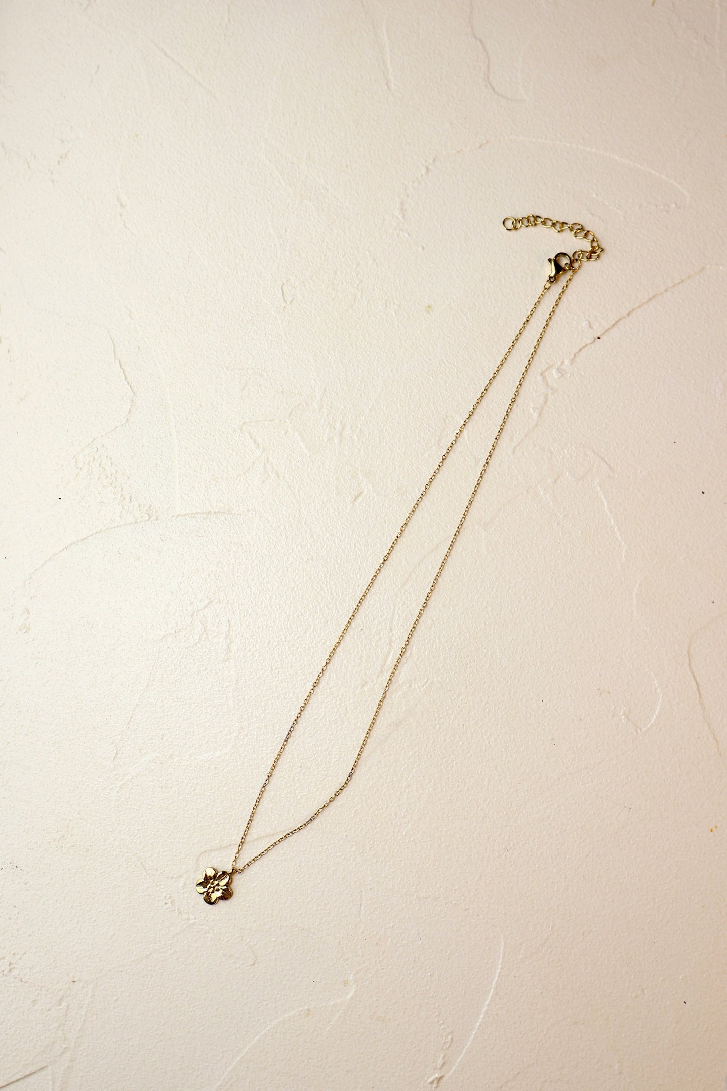 GOLDEN BLOSSOM NECKLACE