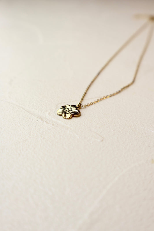 GOLDEN BLOSSOM NECKLACE