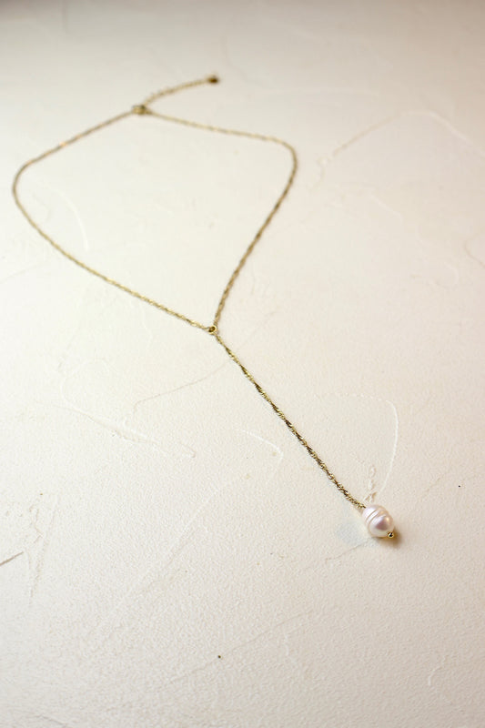 Y-CHAIN PEARL DROP NECKLACE