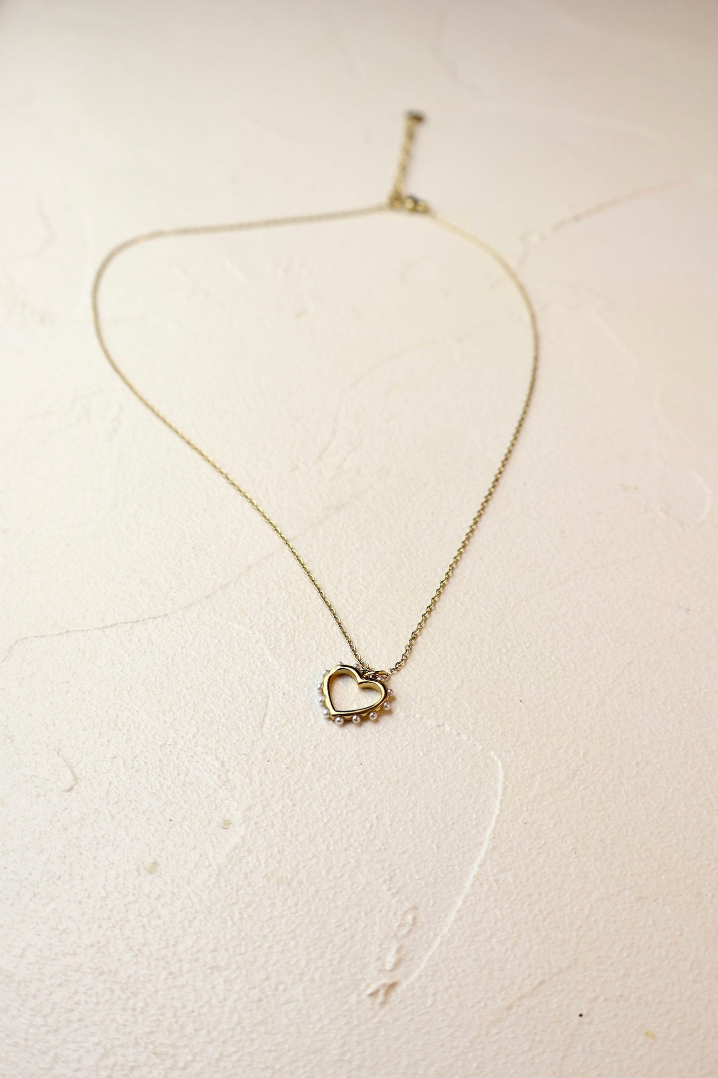 PEARL HEART NECKLACE